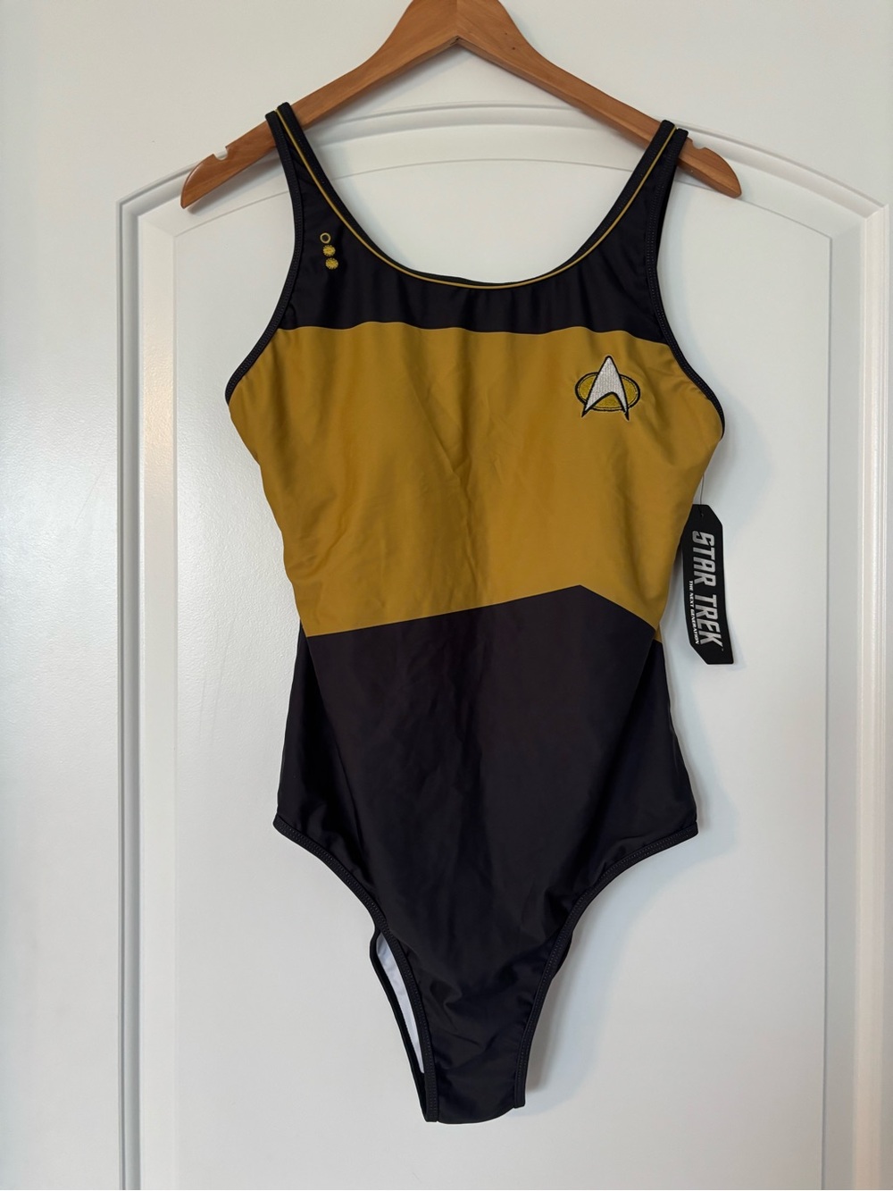New with Tags ThinkGeek Star Trek: TNG Operations Gold One-Piece Swimsuit 2x